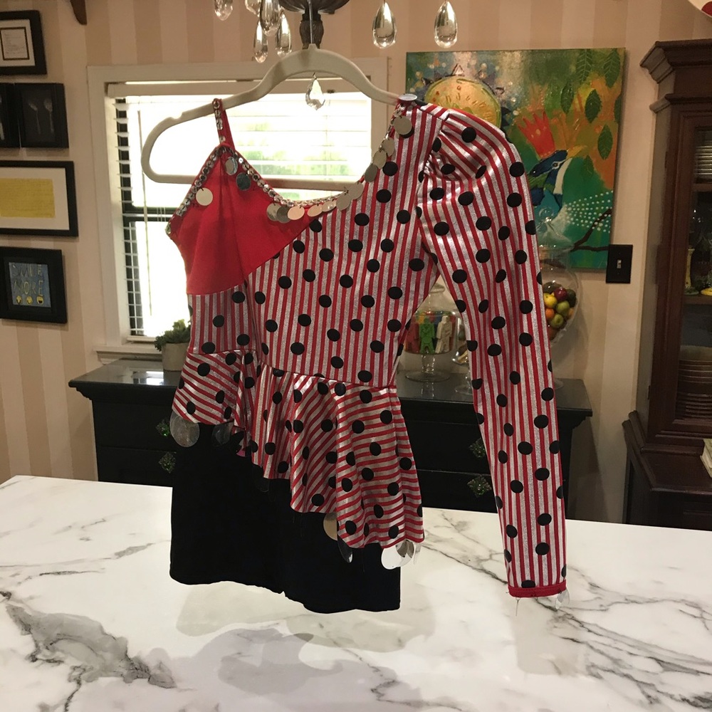 Costume